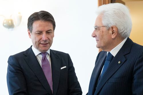 Governo in bilico, Conte sale al Quirinale: incontro con Mattarella
