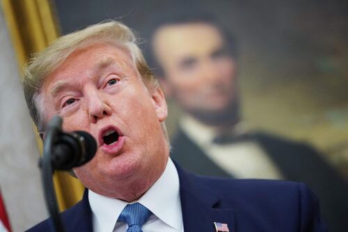 La guerra dei dazi Usa-Cina fa crollare le Borse