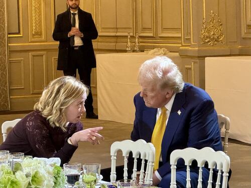 Trump incoronato dal Time indica Meloni miglior leader Ue. L'asse Italia-Usa