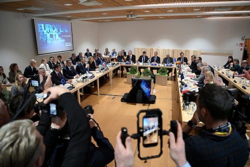 Ue, vertice a Rovaniemi: i leader si riuniscono in Finlandia per la sfida geopolitica sull'Artico
