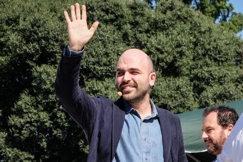Saviano dà buca a Veronesi: "Noi sulle navi Ong? Meglio far sentire la nostra voce"