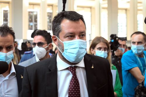 Green pass, la Lega vota sì al decreto alla Camera. La telefonata tra il premier Draghi e Salvini