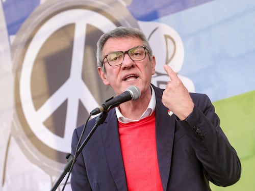Cgil quanto ci costi. Scoppia il caso della Sprecopoli Landini sui patronati