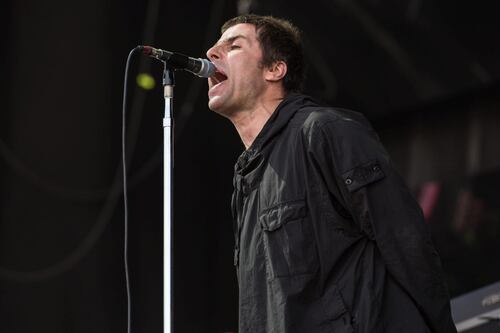 Liam Gallagher prende in giro il fratello Noel. Poi ci riprova con gli Oasis