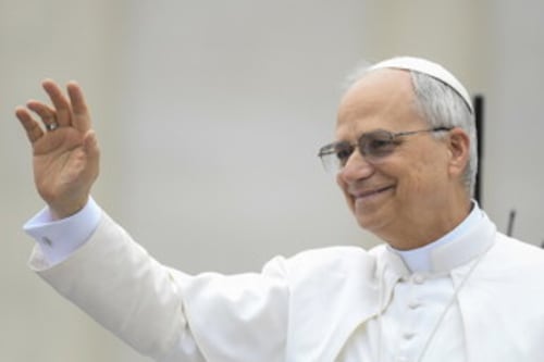 Francia, Leone XIV accetta l'invito di Macron: il 25 settembre a Parigi