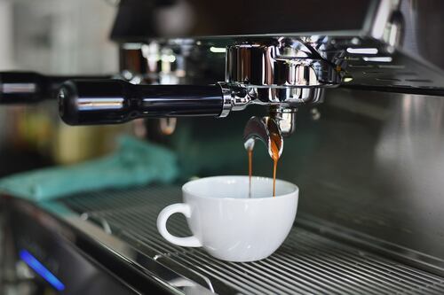 Caffè, in due anni aumenti vertiginosi. A Bolzano i bar più cari
