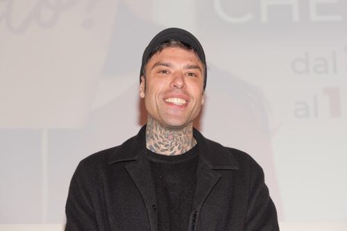 Fedez prova con Masini, Conti anticipa: "Nuova versione di Bella St***a"
