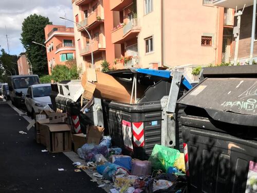 Parte la fase 2. E riparte la monnezza a Roma