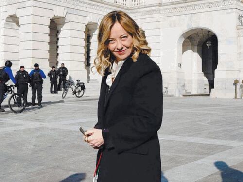 I successi all'estero e la rivoluzione Meloni: "E' politica interna"