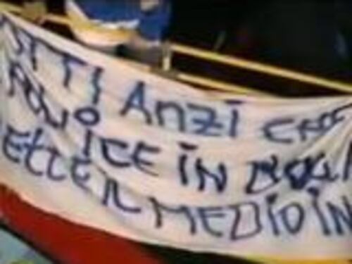Striscione contro Totti sul pullman dell'Inter Ranieri: "Una scritta davvero di cattivo gusto"
