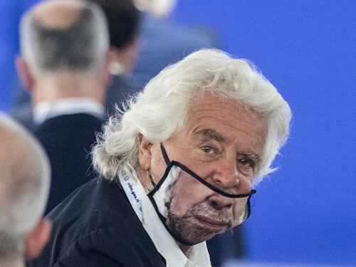 L'ultima capriola del povero M5S: Beppe Grillo incontra Mario Draghi