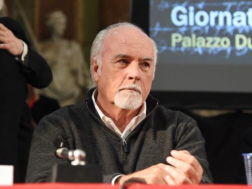 Canale 5, la prima serata inizierà prima. Che succede a Striscia la notizia