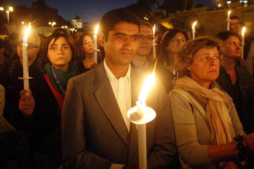 La triste Pasqua dell'Occidente che si vergogna di Dio