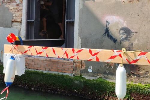 Banca Ifis, completata con successo la messa in sicurezza dell’opera "The Migrant Child" di Banksy