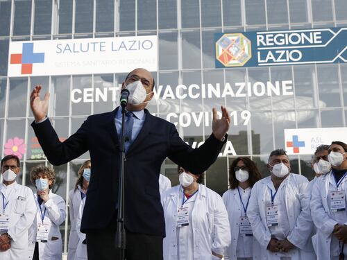 Virus contro antivirus: attacco hacker nel Lazio al sito anti-Covid. L’incubo di un software infettante criptato
