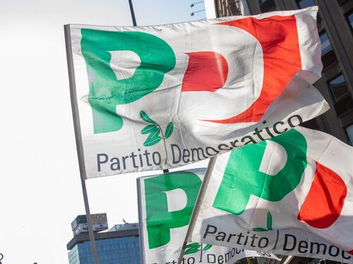 Referendum "contro noi stessi": chiudono le urne e inizia la resa dei conti nel Pd