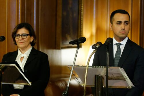 M5s in tilt per la casa della Trenta. Di Maio: la lasci subito
