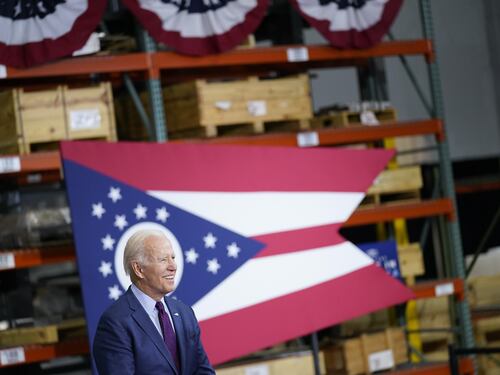 Ucraina, Joe Biden si arrabbia con la sua intelligence: “Attività controproducenti”. Il caso servizi segreti
