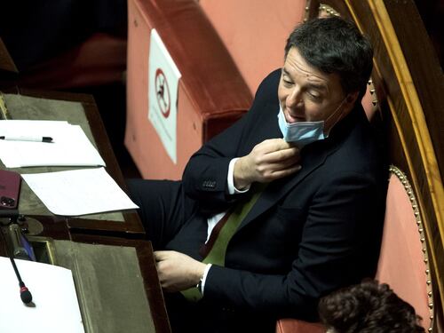 Crisi di governo, Matteo Renzi ci prova ma Italia viva conferma la linea dell’astensione al Senato