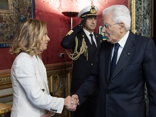 Meloni al Quirinale, faccia a faccia con Mattarella su Fitto, Rai e Manovra