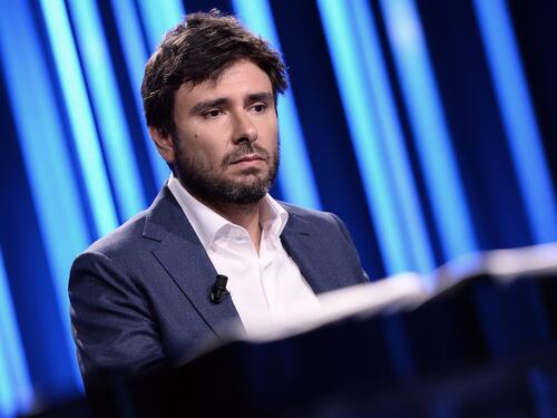 Salta l'inciucio? Dibba tende la mano alla Lega