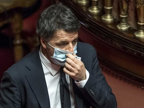 Al governo senza Bonafede e Azzolina. Ecco i paletti di Renzi per il Conte ter