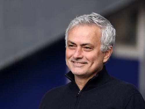 Josè Mourinho è il nuovo allenatore della Roma. Accordo con i Friedkin per un contratto triennale
