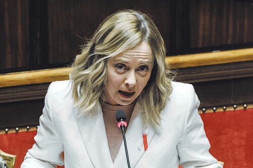 Meloni in aula smonta le accuse dell'opposizione