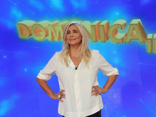 Mara Venier torna a Domenica In grazie al flop delle sorelle Parodi
