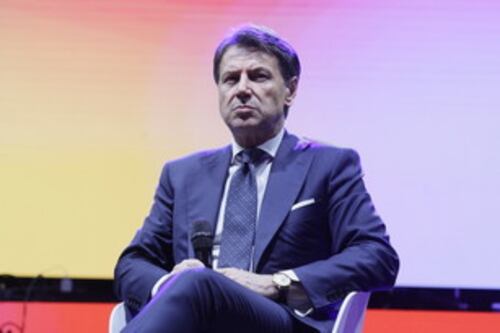 Conte "uno e bino": sotto indagine ma anche giudice di se stesso. Perché ha torto sulla Commissione Covid