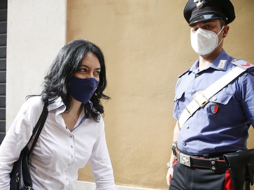 Matteo Salvini non diffamò l'ex ministra Azzolina: tesi di laurea copiata, vergogna