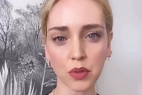Coronavirus, Chiara Ferragni striglia chi esce: abbiate paura, ca**o! Raccolta fondi con Fedez