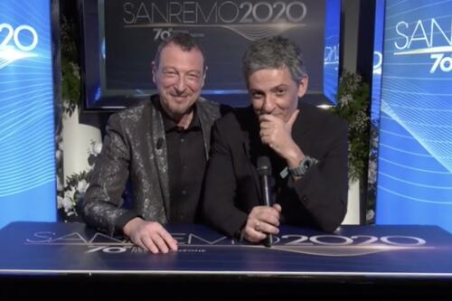 Fiorello show su Sanremo: vince uno di sinistra. Come reagisce Amadeus