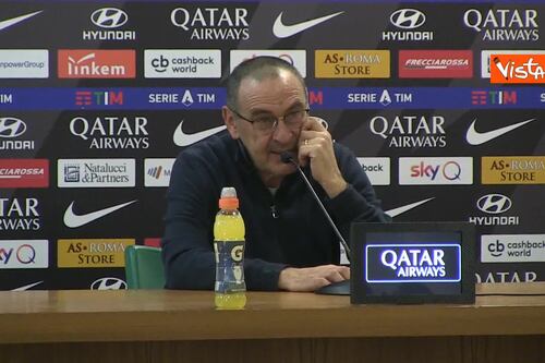 Maurizio Sarri e l'effetto Juve: "Io cambiato? Mia moglie dice che sono la stessa testa di ca**o"