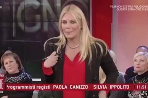 Eleonora Daniele incinta. Lo studio reagisce così
