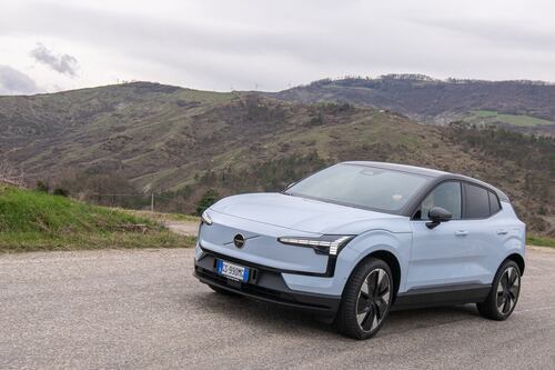 Crisci presenta la nuova EX30